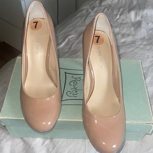 Nine West Nude Pumps